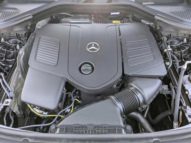 new 2025 Mercedes-Benz GLC 300 car, priced at $55,835