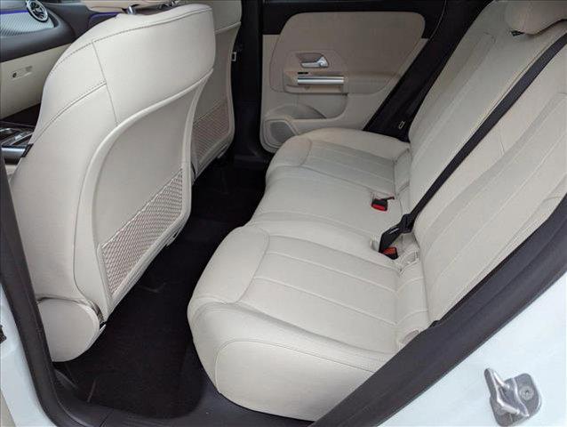 new 2025 Mercedes-Benz GLA 250 car, priced at $44,345