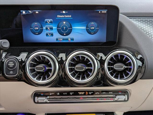 new 2025 Mercedes-Benz GLA 250 car, priced at $44,345