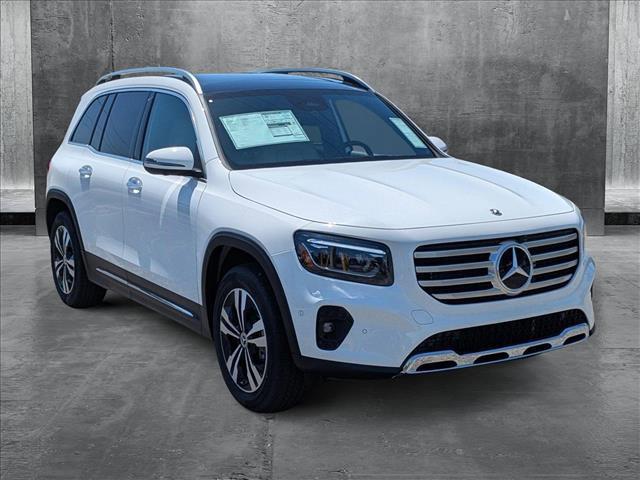 new 2025 Mercedes-Benz GLB 250 car, priced at $49,580