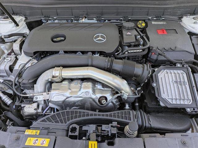 new 2025 Mercedes-Benz GLB 250 car, priced at $49,580