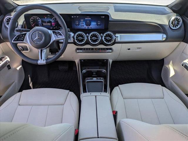 new 2025 Mercedes-Benz GLB 250 car, priced at $49,580
