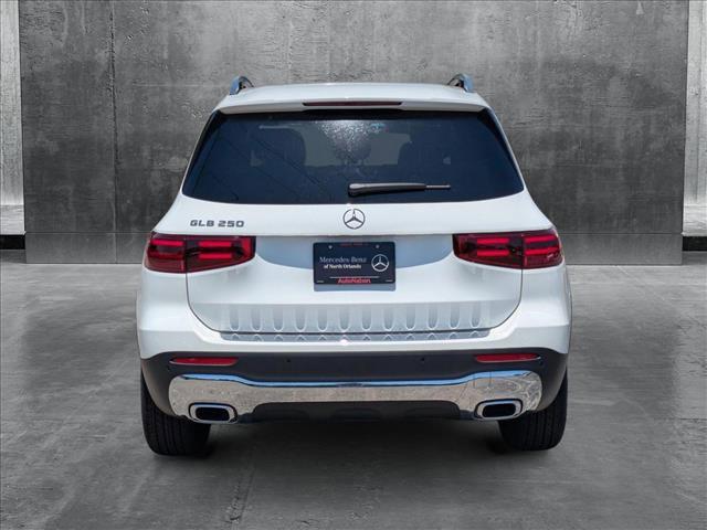 new 2025 Mercedes-Benz GLB 250 car, priced at $49,580