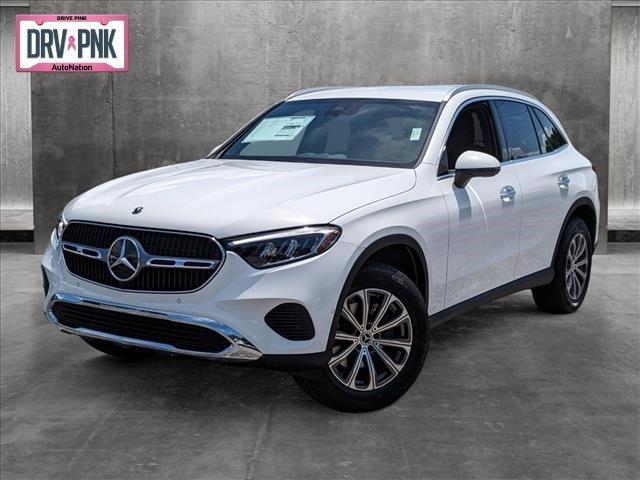 new 2024 Mercedes-Benz GLC 300 car, priced at $50,985