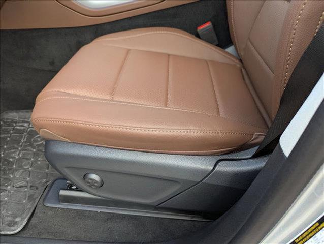 new 2026 Mercedes-Benz GLE 450 car, priced at $79,085