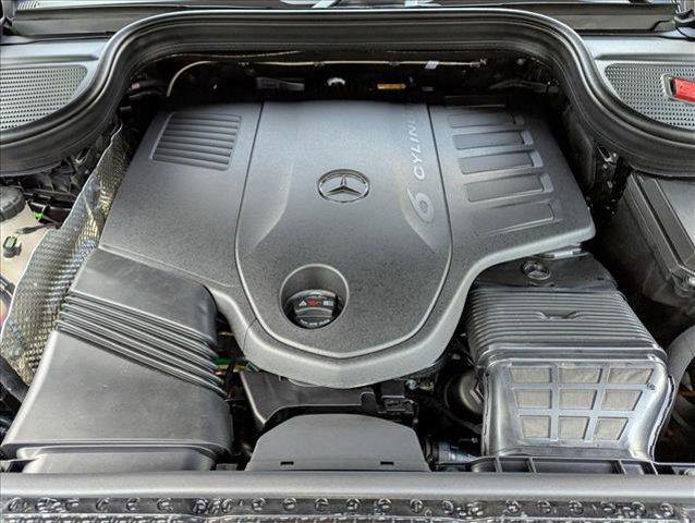 new 2025 Mercedes-Benz GLS 450 car, priced at $97,845