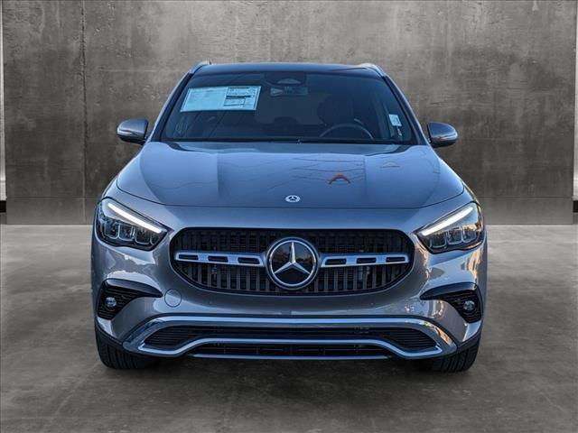 new 2024 Mercedes-Benz GLA 250 car, priced at $45,805