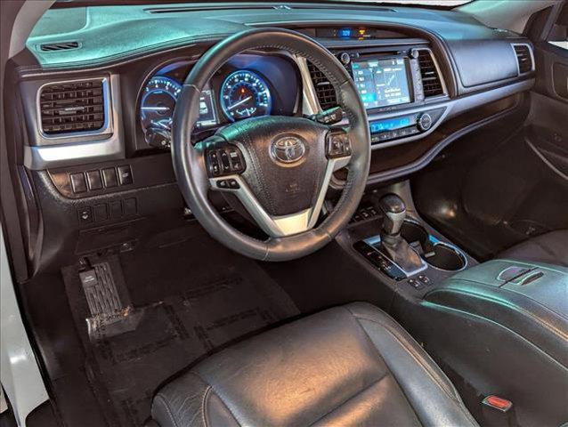 used 2016 Toyota Highlander car, priced at $16,917