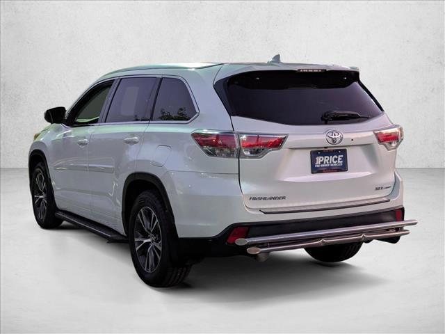 used 2016 Toyota Highlander car, priced at $16,917