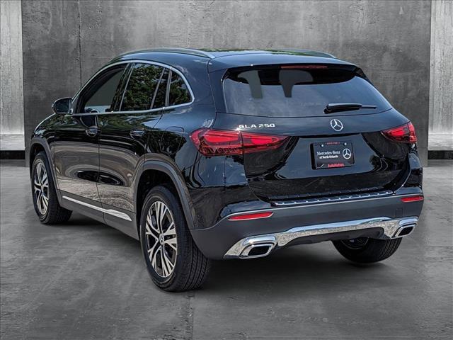new 2025 Mercedes-Benz GLA 250 car, priced at $42,250