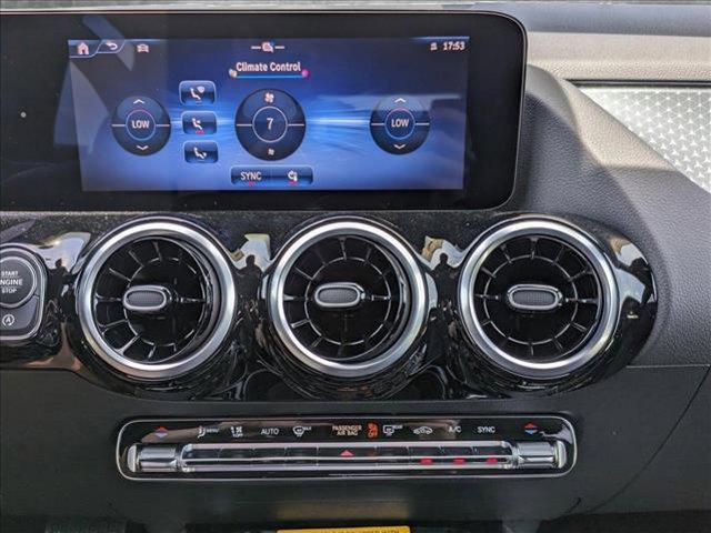new 2025 Mercedes-Benz GLA 250 car, priced at $42,250
