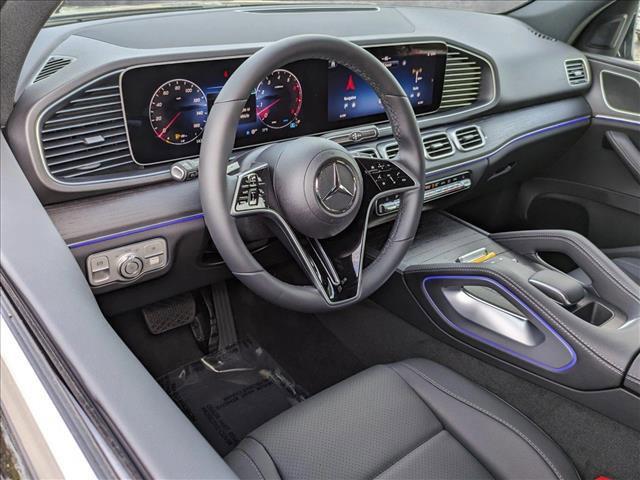 new 2025 Mercedes-Benz GLE 450 car, priced at $73,965