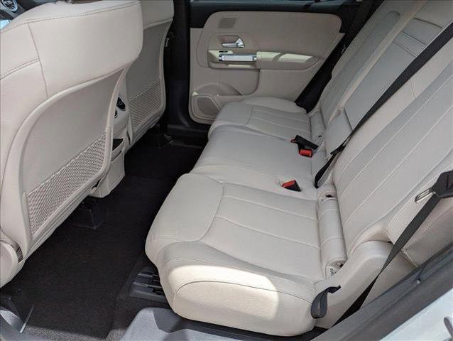 new 2025 Mercedes-Benz GLB 250 car, priced at $48,645