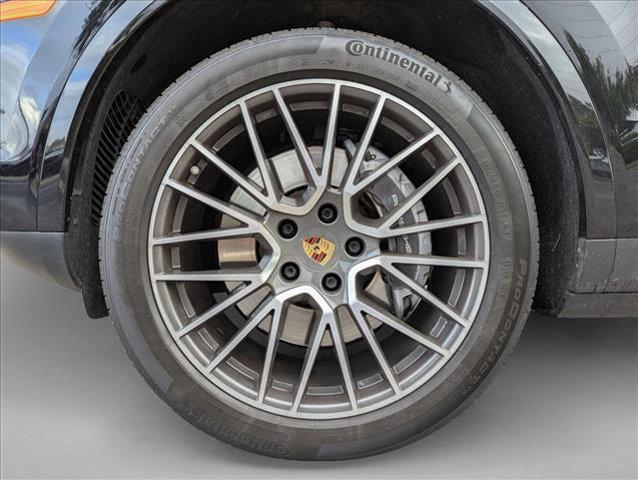 used 2021 Porsche Cayenne car, priced at $51,917