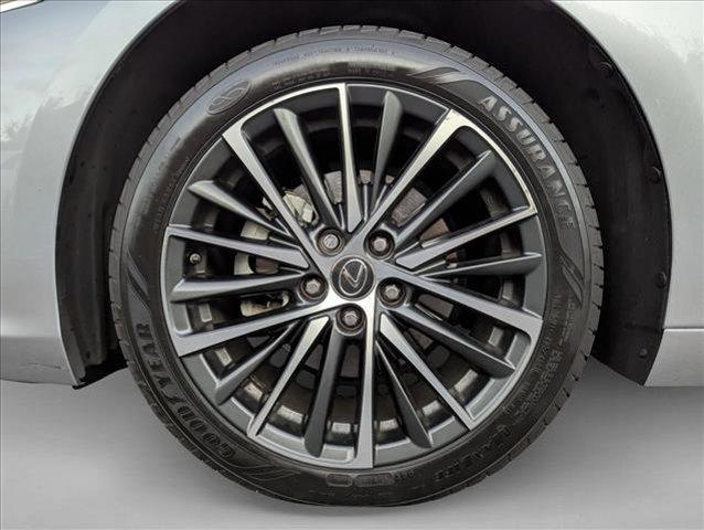 used 2022 Lexus ES 350 car, priced at $26,917