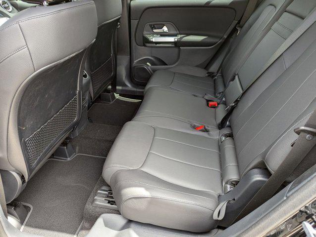 new 2025 Mercedes-Benz GLB 250 car, priced at $47,145