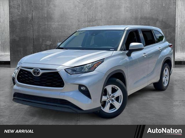 used 2020 Toyota Highlander car, priced at $23,999