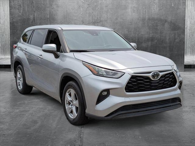 used 2020 Toyota Highlander car, priced at $23,999