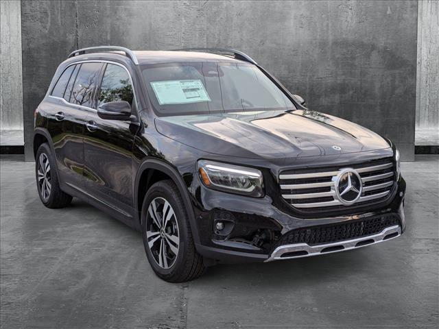 new 2025 Mercedes-Benz GLB 250 car, priced at $47,145