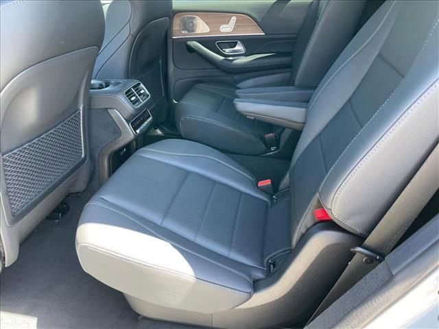 new 2025 Mercedes-Benz GLS 450 car, priced at $95,365