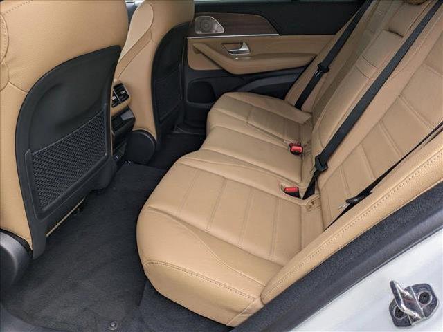 new 2025 Mercedes-Benz GLE 580 car, priced at $98,940
