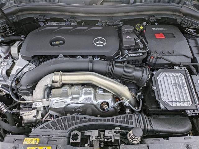 new 2025 Mercedes-Benz GLA 250 car, priced at $42,250