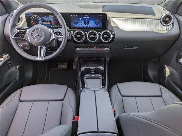 new 2025 Mercedes-Benz GLA 250 car, priced at $42,250