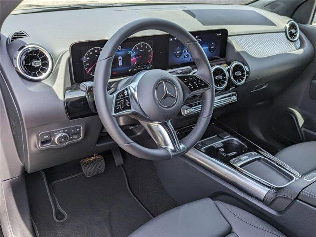 new 2025 Mercedes-Benz GLA 250 car, priced at $42,250