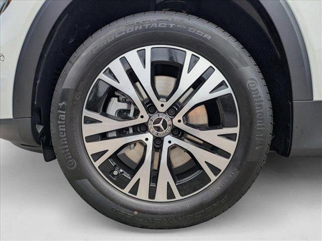 new 2025 Mercedes-Benz GLB 250 car, priced at $48,645