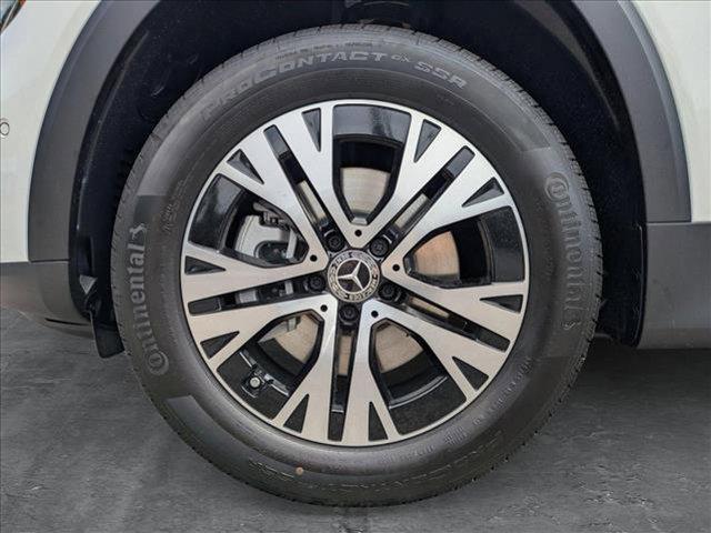 new 2025 Mercedes-Benz GLB 250 car, priced at $48,645
