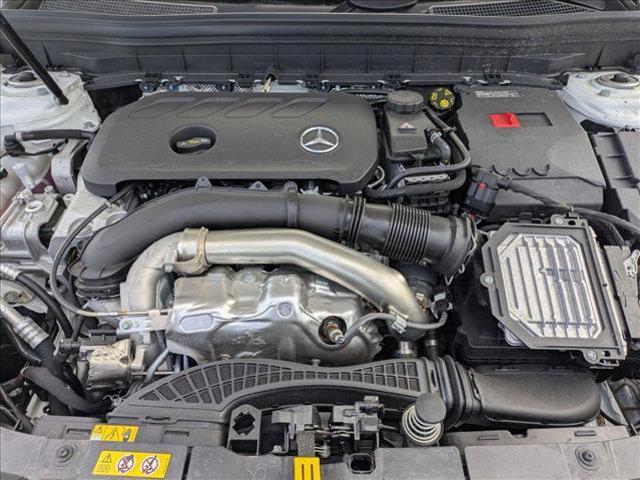new 2025 Mercedes-Benz GLB 250 car, priced at $48,645