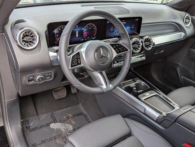 new 2025 Mercedes-Benz GLB 250 car, priced at $47,145