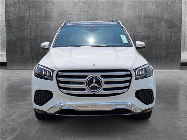 new 2025 Mercedes-Benz GLS 450 car, priced at $91,795