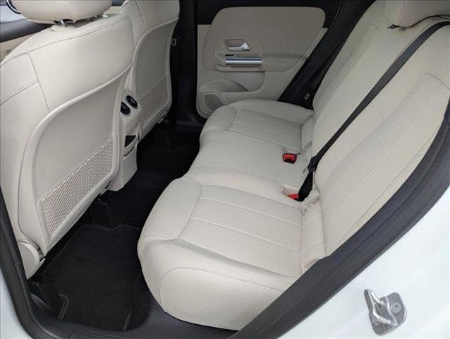 new 2025 Mercedes-Benz GLA 250 car, priced at $44,345