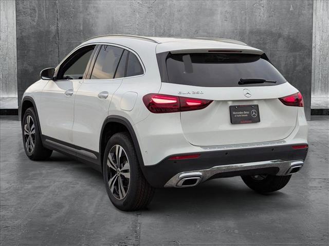 new 2025 Mercedes-Benz GLA 250 car, priced at $44,345