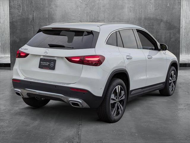 new 2025 Mercedes-Benz GLA 250 car, priced at $44,345