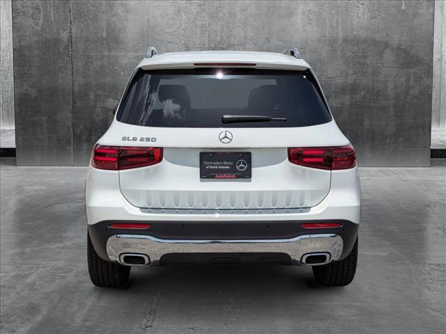 new 2025 Mercedes-Benz GLB 250 car, priced at $47,145