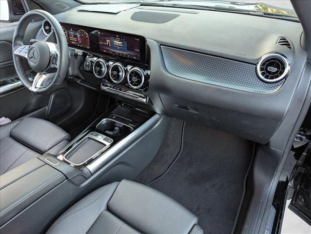 used 2025 Mercedes-Benz GLA 250 car, priced at $37,917