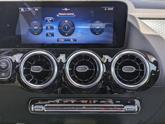 new 2025 Mercedes-Benz GLA 250 car, priced at $42,250