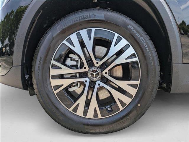 new 2025 Mercedes-Benz GLA 250 car, priced at $42,250