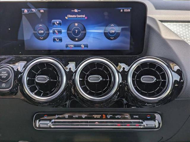 new 2025 Mercedes-Benz GLA 250 car, priced at $42,250