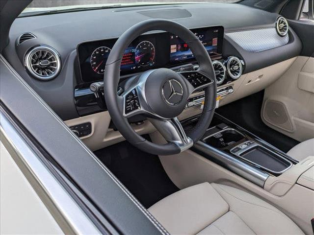 used 2025 Mercedes-Benz GLA 250 car, priced at $41,999
