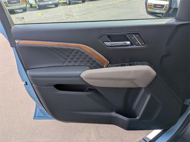 new 2025 GMC Canyon car, priced at $55,190