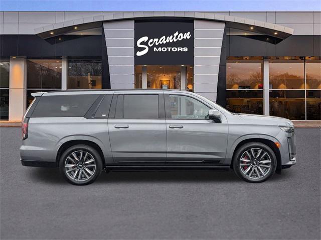 used 2022 Cadillac Escalade ESV car, priced at $81,787