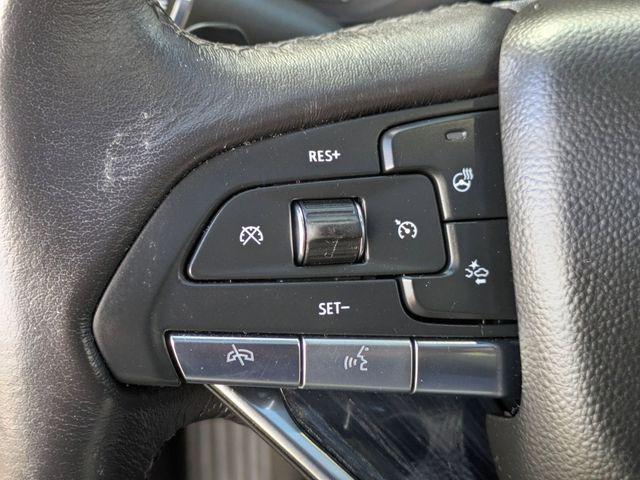 used 2023 Cadillac XT6 car, priced at $42,025
