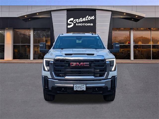 new 2025 GMC Sierra 3500 car, priced at $55,885