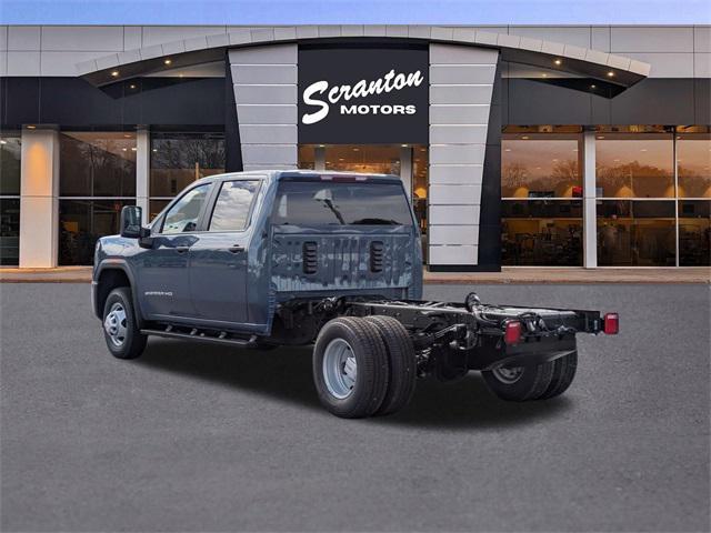 new 2025 GMC Sierra 3500 car, priced at $56,473