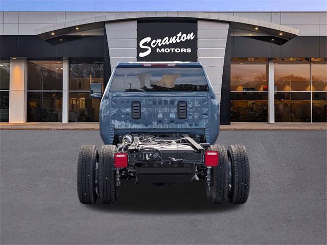 new 2025 GMC Sierra 3500 car, priced at $56,473