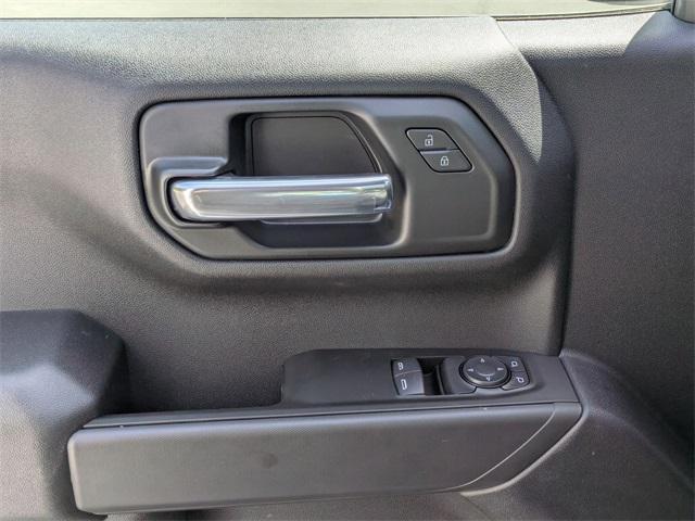 new 2025 GMC Sierra 1500 car, priced at $42,345