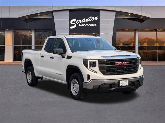 new 2024 GMC Sierra 1500 car, priced at $45,495